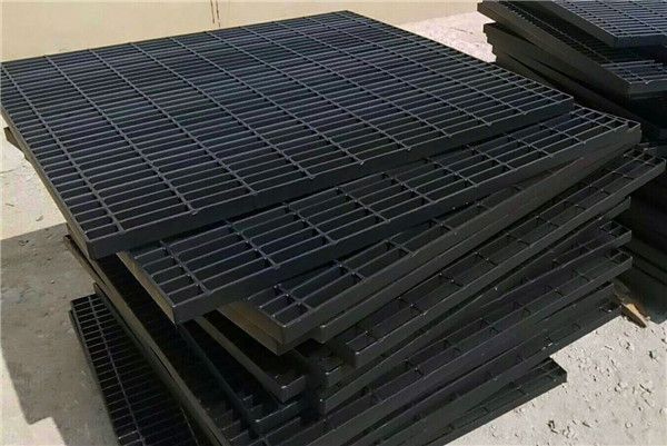 Steel gratings 